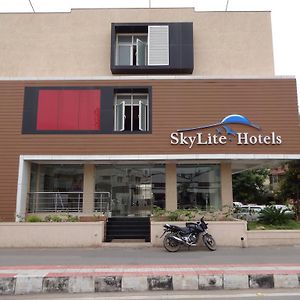 Hotel Sky Lite